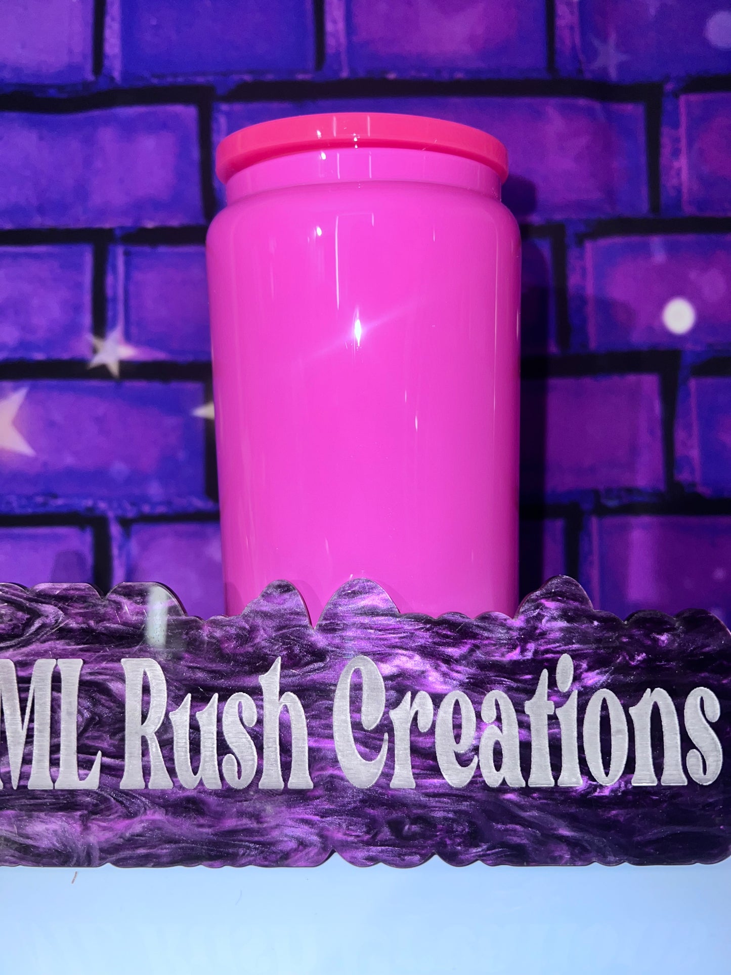 HOT PINK MACAROON