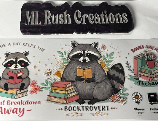 BOOKTROVERT RACCOON DECAL