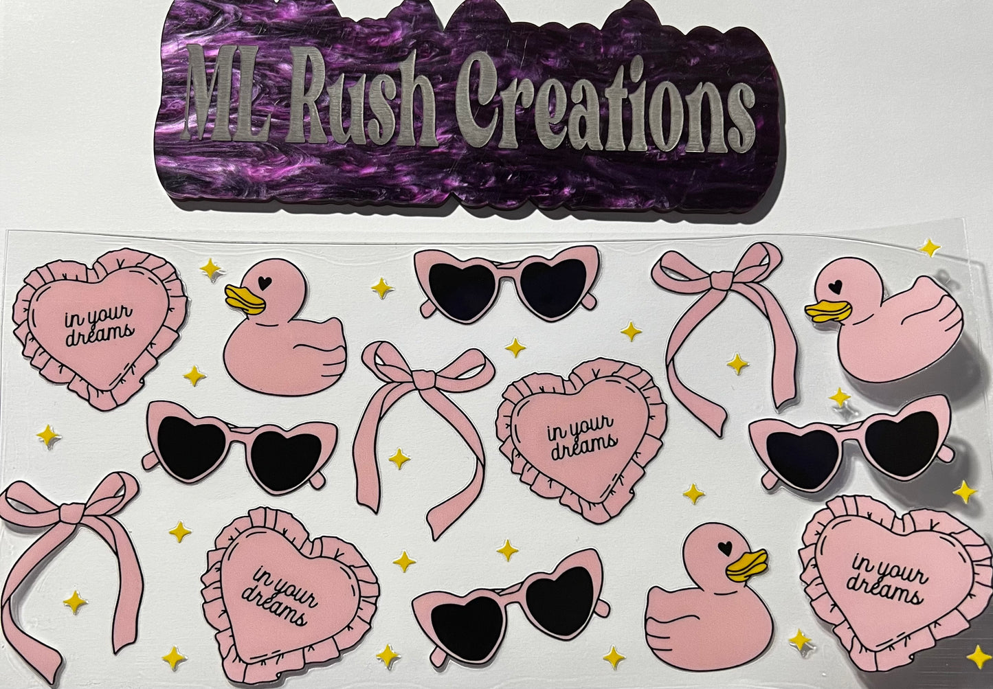 IN YOUR DREAMS DUCK GLASSES BOWS HEARTS