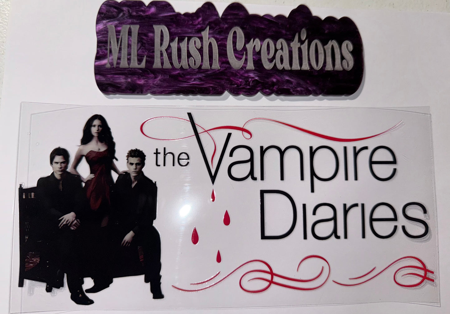 VAMPIRE DIARIES BLACK