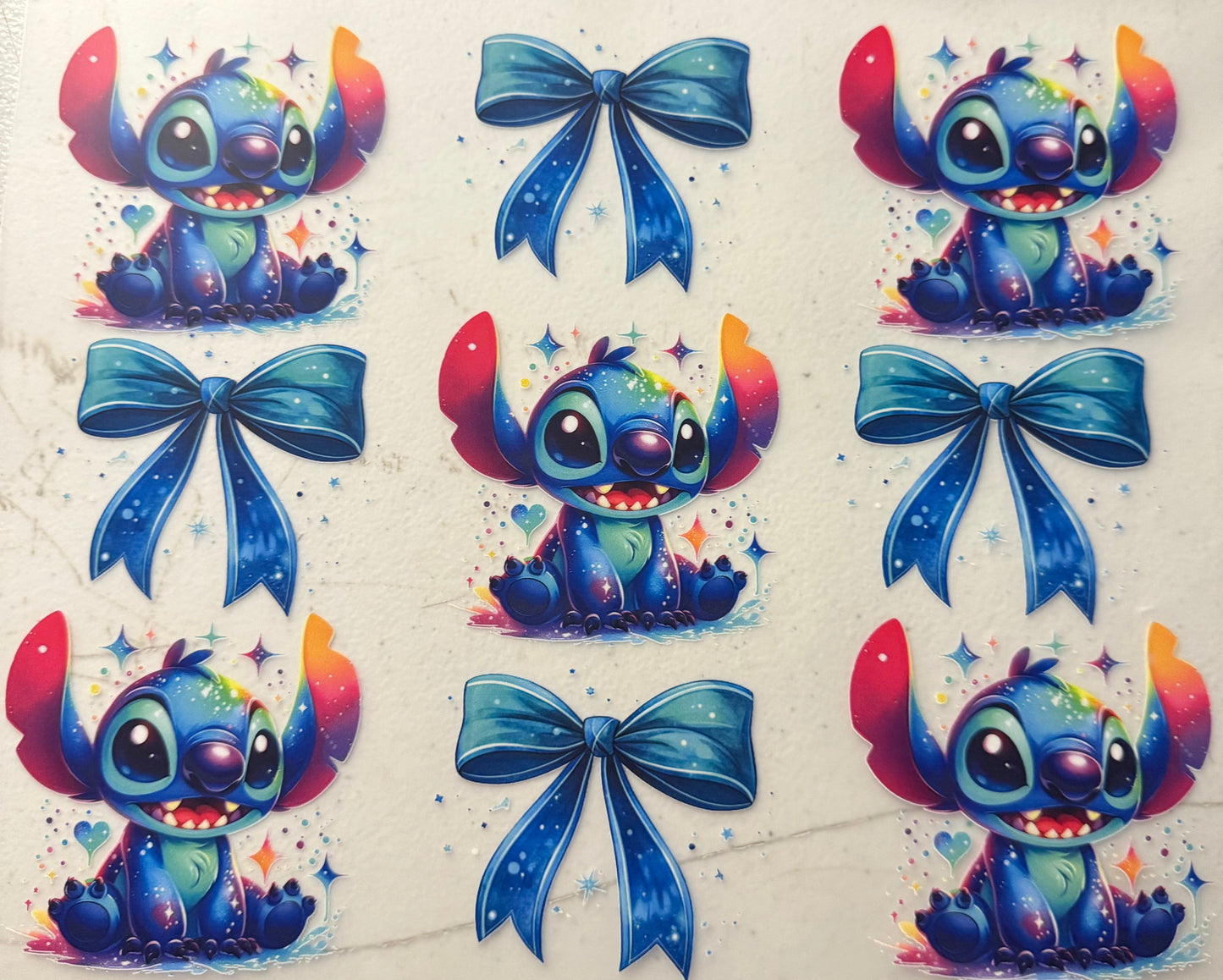 BLUE ALIEN WITH BOWS