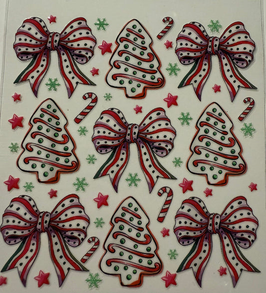 CHRISTMAS TREE CAKES AND BOWS