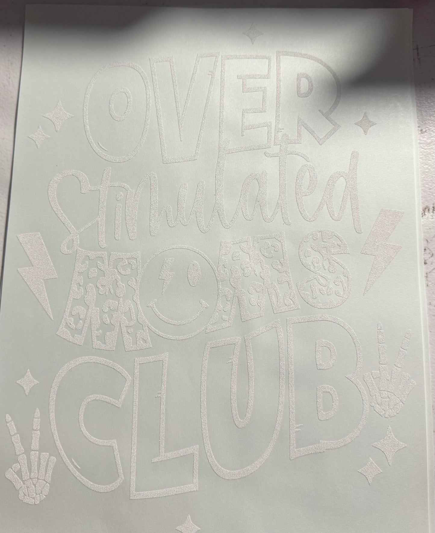 OVER STIMUATED MOMS CLUB WHITE