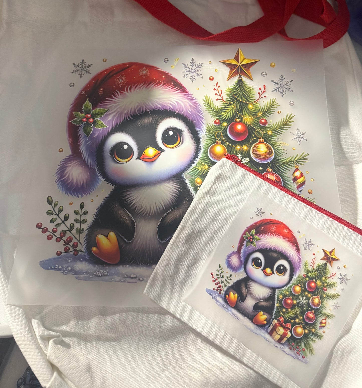 PENGUIN SANTA HAT TREE