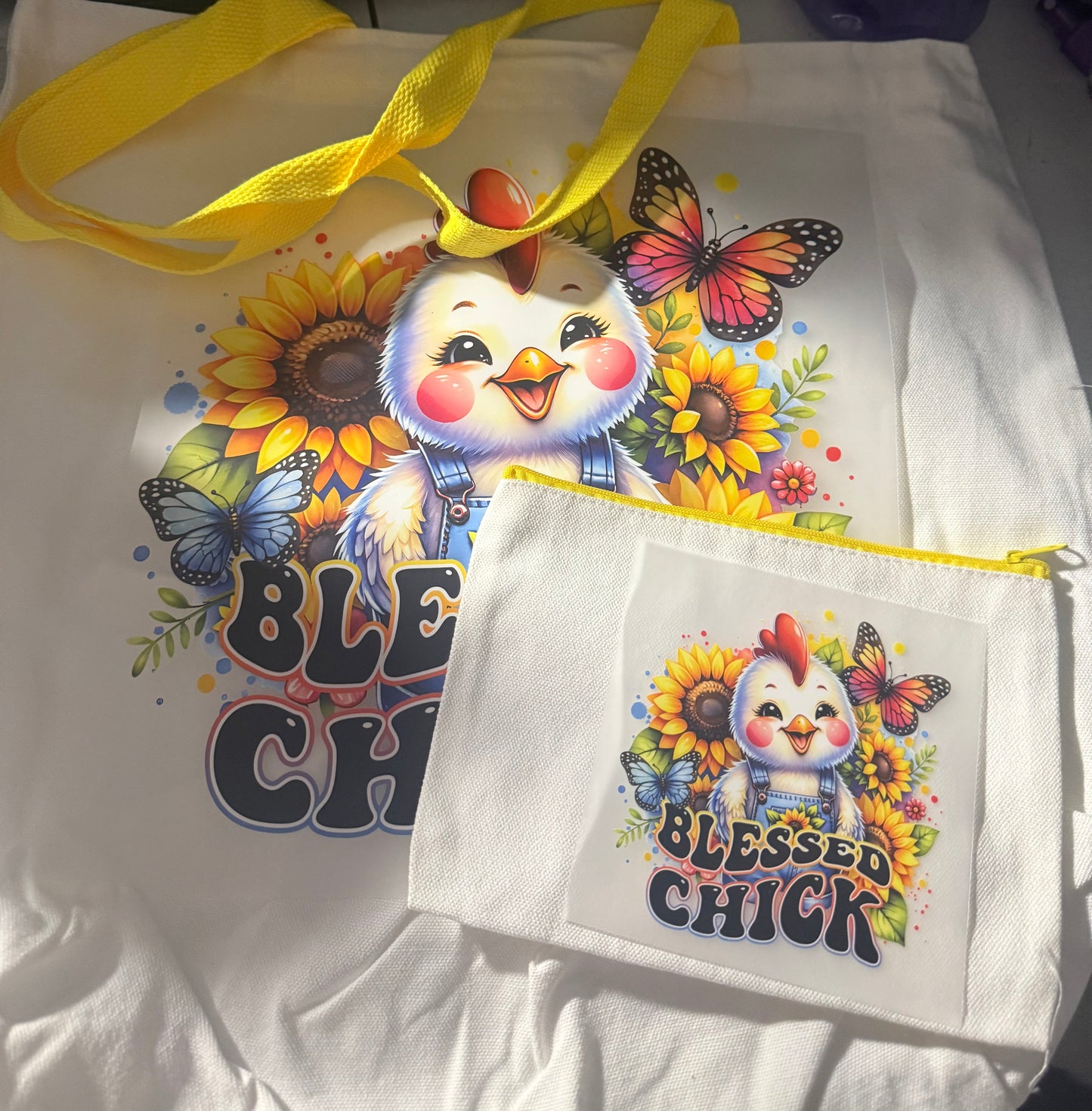 BLESSED CHICK YELLOW