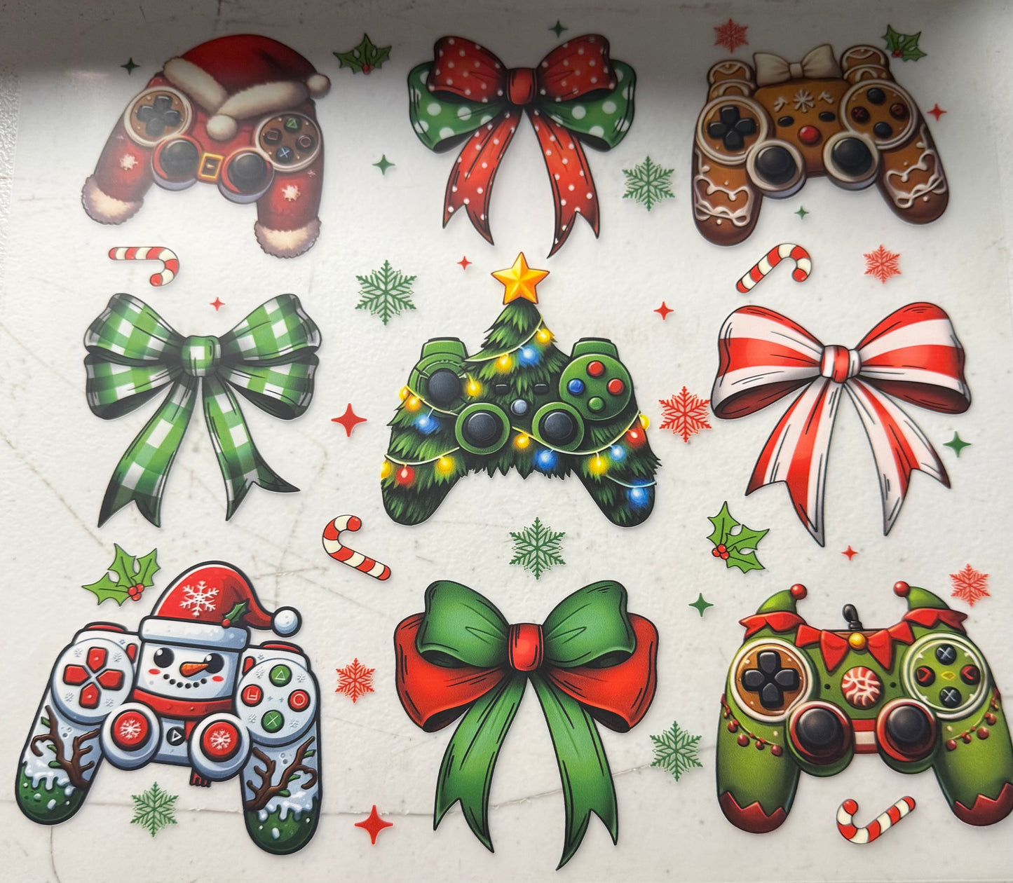 GAMER CONTROLLERS WITH BOWS