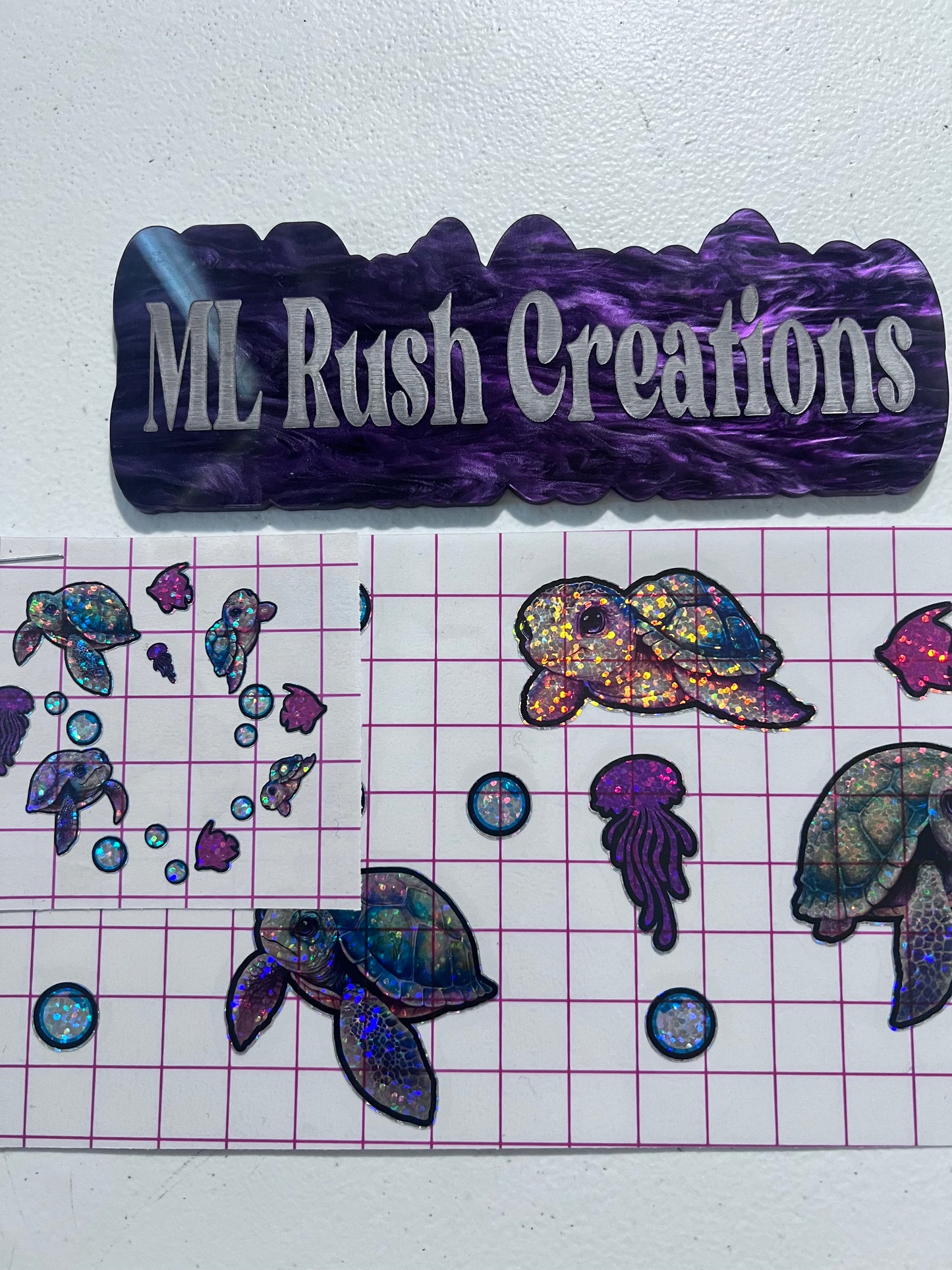 Turtle Glitter Vinyl With Lid
