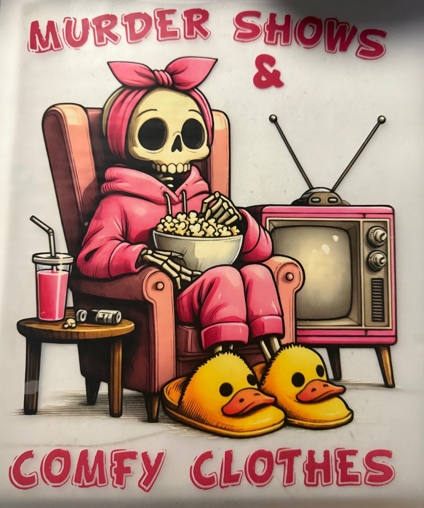 MURDER SHOWS COMFY CLOTHES