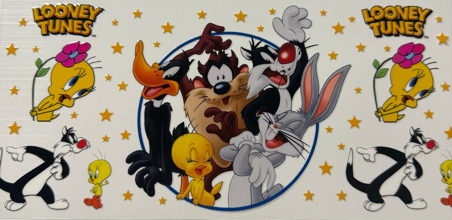 LOONEY TUNES CHARACTERS