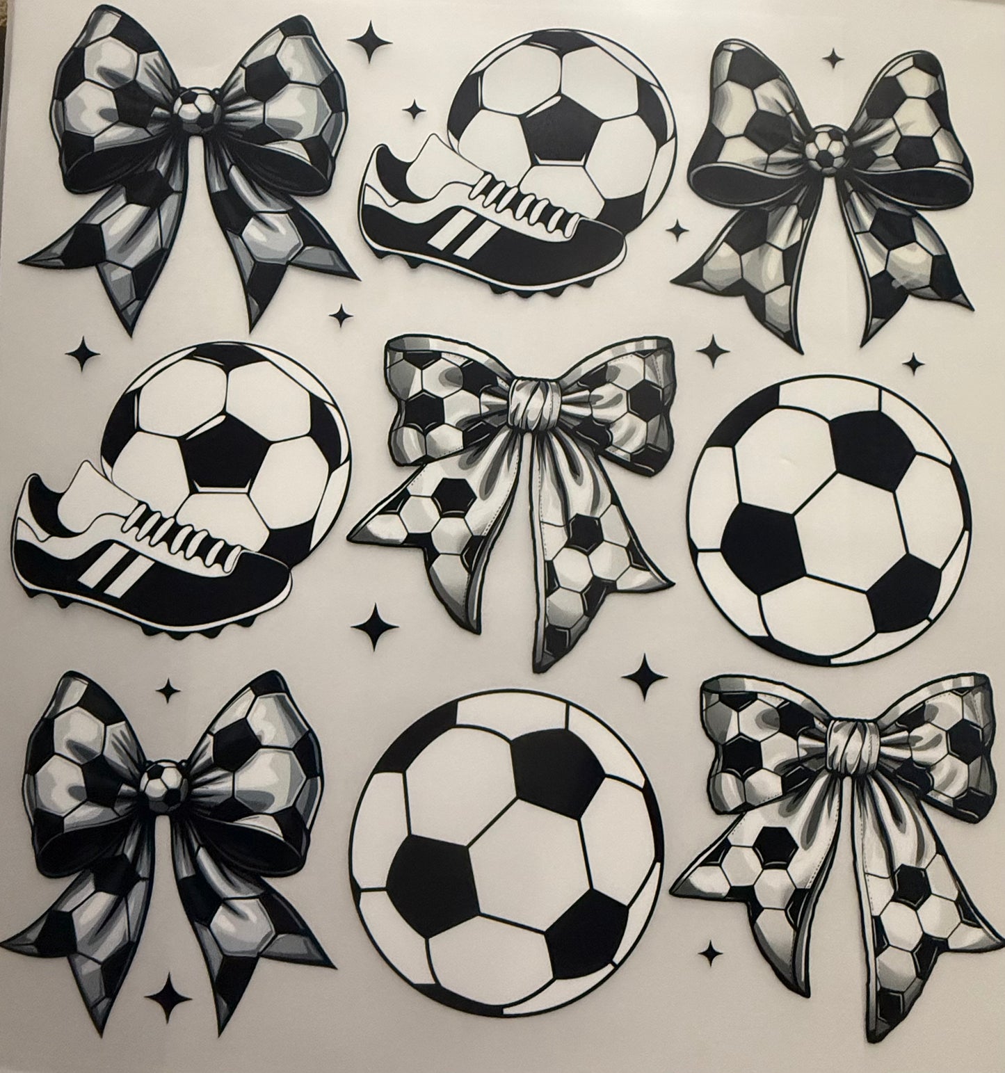 SOCCER BALLS SOCCER BOWS